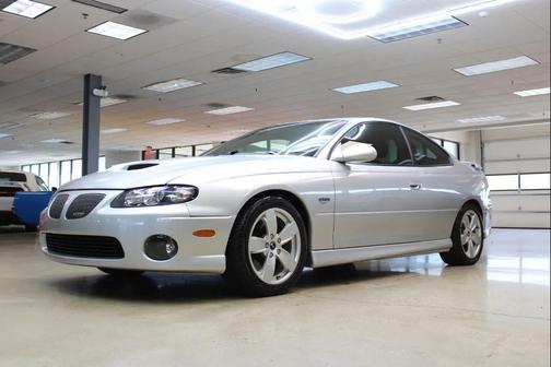 Quicksilver Metallic 2005 Pontiac GTO Coupe