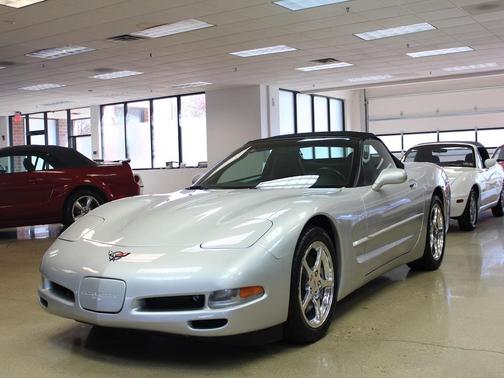 2002 Chevrolet Corvette Base
