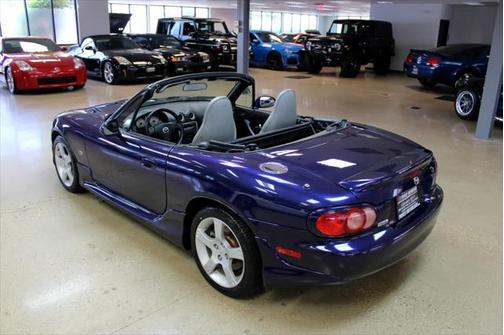 2003 Mazda MX-5 Miata SE