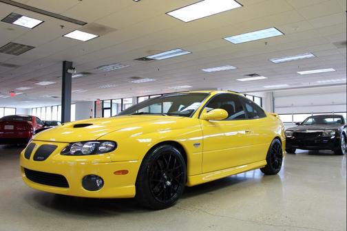 2005 Pontiac GTO Coupe