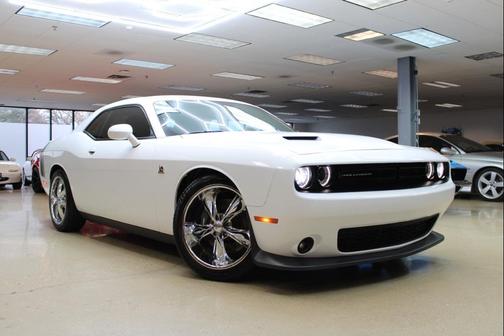 2016 Dodge Challenger R/T Scat Pack