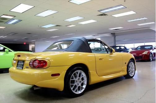 2002 Mazda MX-5 Miata SE
