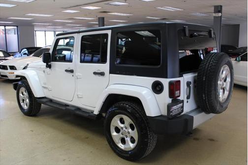 2013 Jeep Wrangler Unlimited Sahara