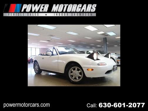 White 1990 Mazda MX-5 Miata Base