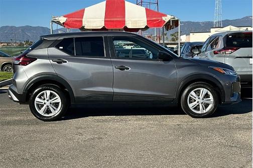2023 Nissan Kicks S