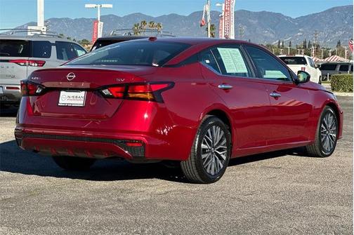 2024 Nissan Altima 2.5 SV