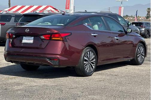 2024 Nissan Altima 2.5 SV