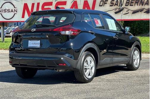 2023 Nissan Kicks S