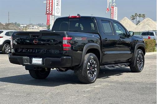 2023 Nissan Frontier PRO-4X