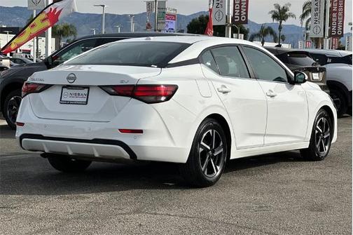 2024 Nissan Sentra SV