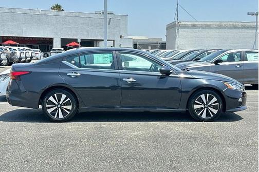 Storm Blue 2022 Nissan Altima 2.5 SV