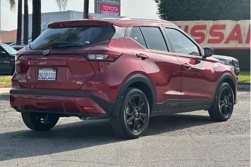 Scarlet Ember 2023 Nissan Kicks SV