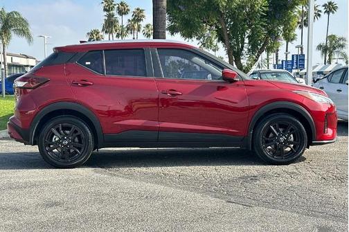 Scarlet Ember 2023 Nissan Kicks SV