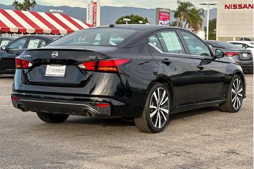 2021 Nissan Altima 2.5 SR