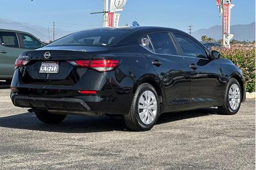 Black 2024 Nissan Sentra S