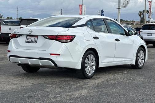 Cloud White 2025 Nissan Sentra S