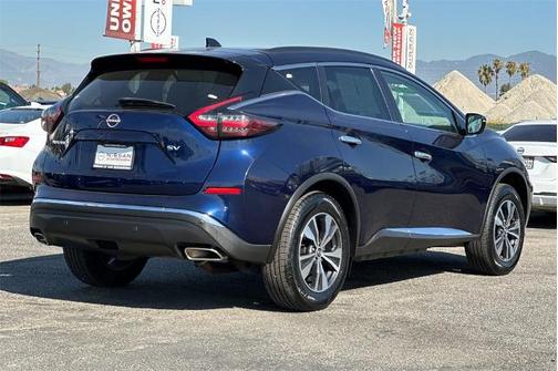 2023 Nissan Murano SV