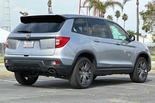 Photo 3 of 24 of 2021 Honda Passport EX-L