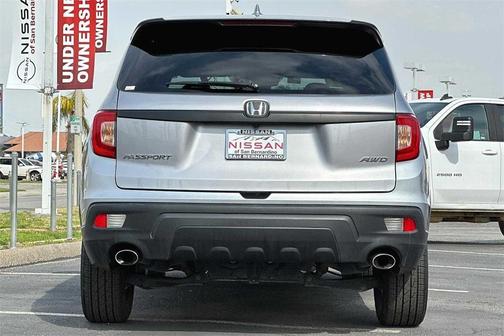 Photo 4 of 24 of 2021 Honda Passport EX-L