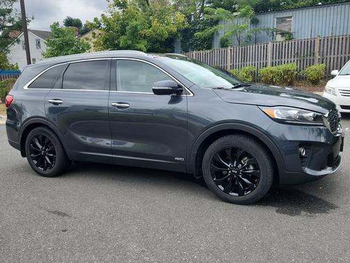 2020 Kia Sorento EX V6