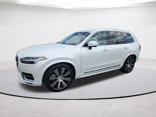 2023 Volvo XC90 Recharge Plug-In Hybrid Ultimate 6-Seater
