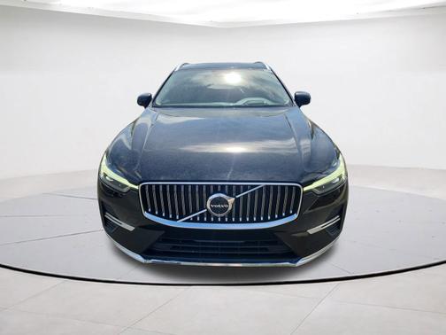 2022 Volvo XC60 B6 AWD Inscription