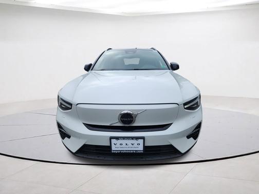 2023 Volvo XC40 Recharge Pure Electric Ultimate