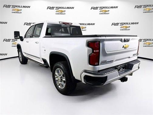 2025 Chevrolet Silverado 3500 High Country