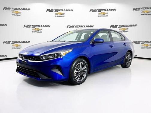 Deep Sea Blue 2024 Kia Forte LXS