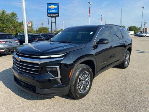 2024 Chevrolet Traverse LT