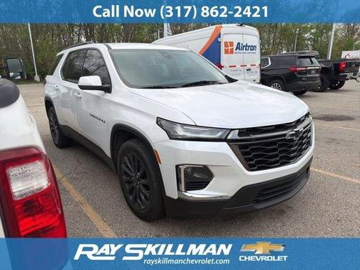 Pearl 2023 Chevrolet Traverse RS