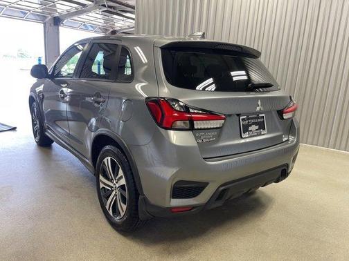2023 Mitsubishi Outlander Sport 2.0 ES