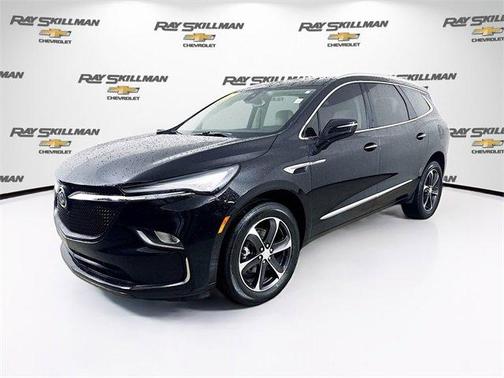 2022 Buick Enclave Essence