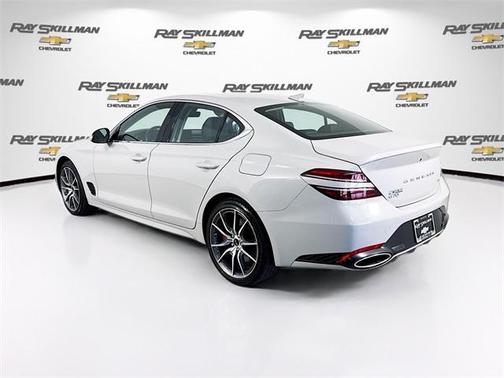 2025 Genesis G70 2.5T