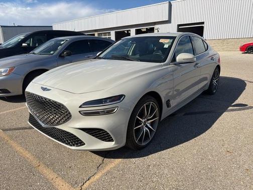 2025 Genesis G70 2.5T