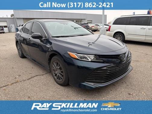 2019 Toyota Camry Hybrid SE