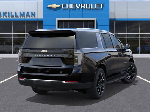 2025 Chevrolet Suburban LT