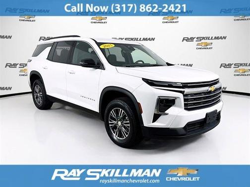 2025 Chevrolet Traverse LT