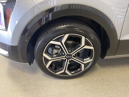 2024 Kia Niro EX Touring