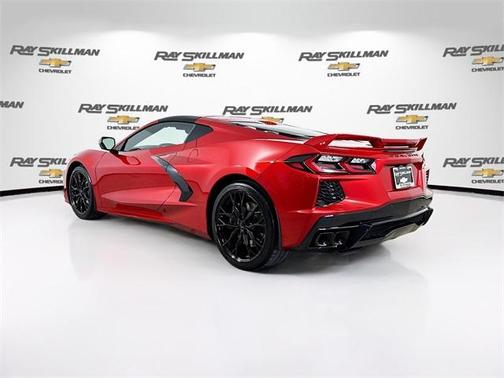 2024 Chevrolet Corvette Stingray w/2LT