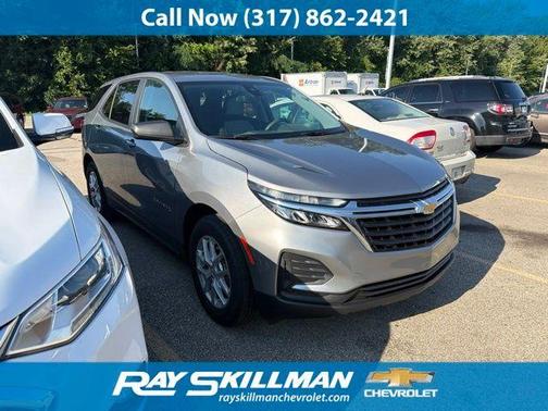 Sterling Gray Metallic 2024 Chevrolet Equinox LS