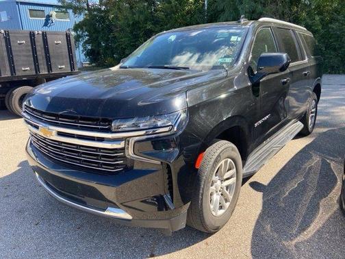 2023 Chevrolet Suburban LT