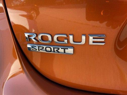 2022 Nissan Rogue Sport S