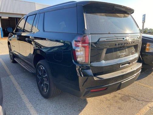 2024 Chevrolet Suburban RST