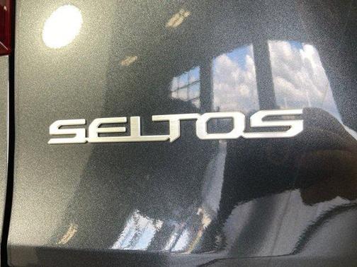 2024 Kia Seltos SX