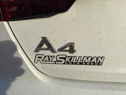 2022 Audi A4 45 S line quattro Premium