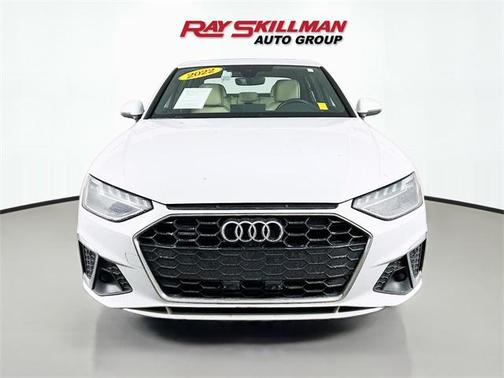2022 Audi A4 45 S line Premium Plus