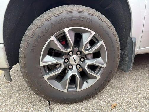 Silver Ice Metallic 2022 Chevrolet Silverado 1500 RST