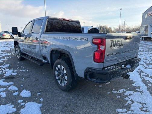 2024 Chevrolet Silverado 2500 Custom
