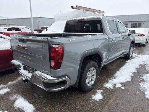 2024 GMC Sierra 1500 SLE